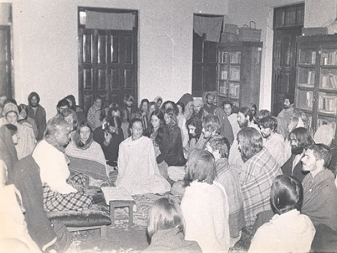 IMS founders Sharon Salzberg and Joseph Goldstein first met in 1971 at a retreat in India taught by SN Goenka.